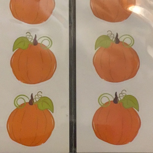 2 sets of pumpkin stickers (8 per set) - Picture 6 of 6
